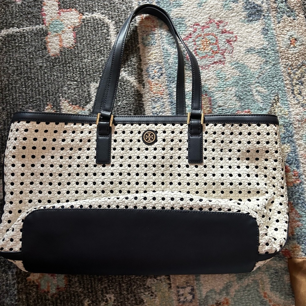 TORY BURCH Norah Beachy Bucket Bag